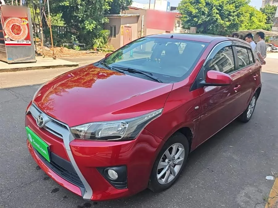 Toyota YARiS L