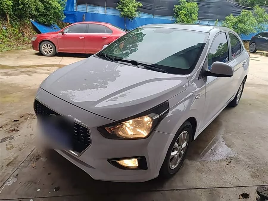 Hyundai Rena