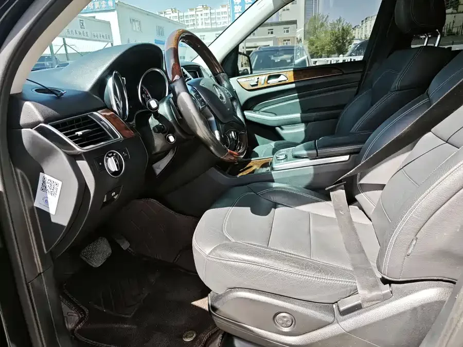 Mercedes Benz M-Class