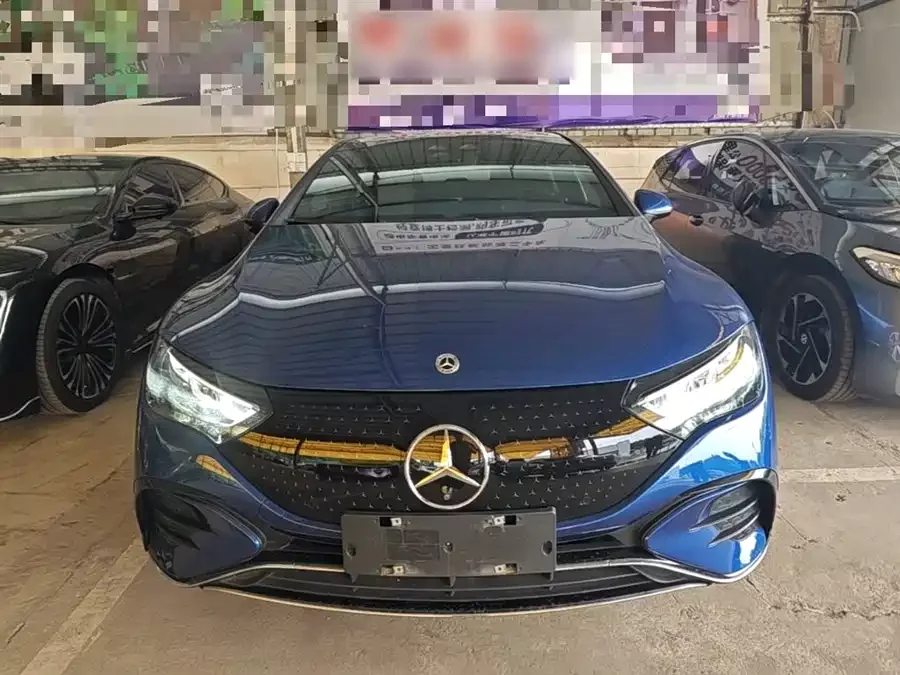 Mercedes Benz EQE