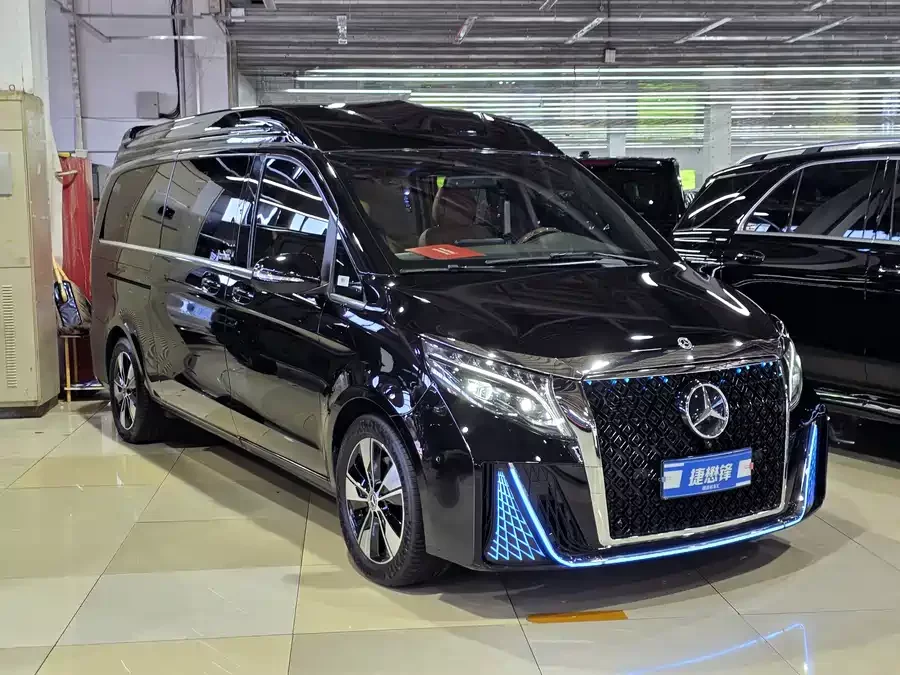Mercedes Benz Class V