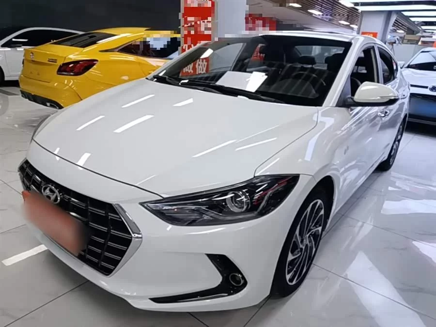 Hyundai elantra
