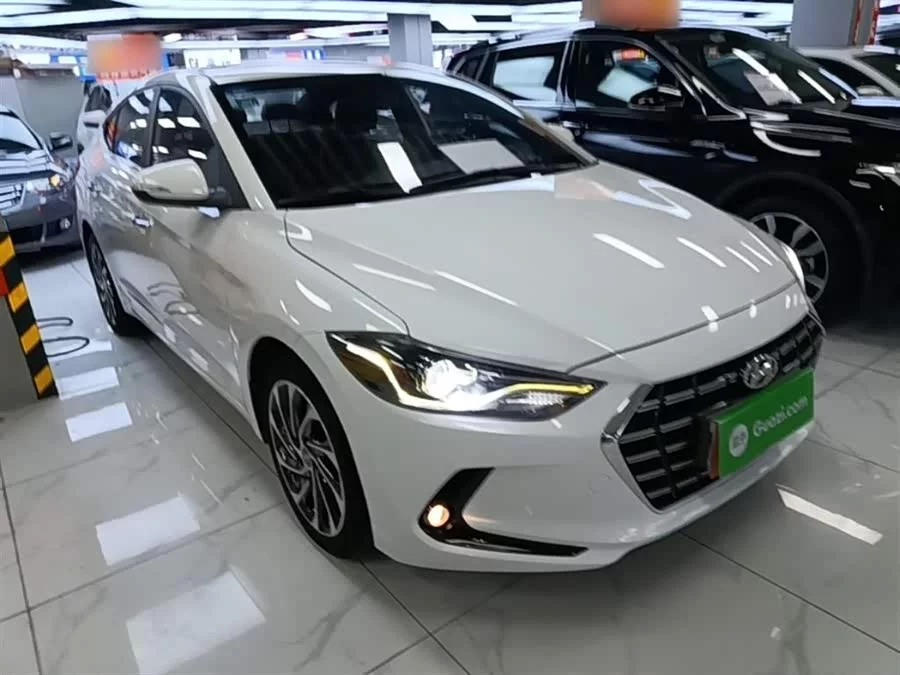 Hyundai elantra