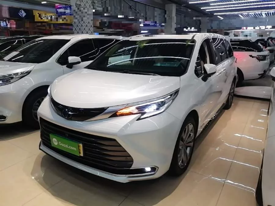 Toyota SIENNA