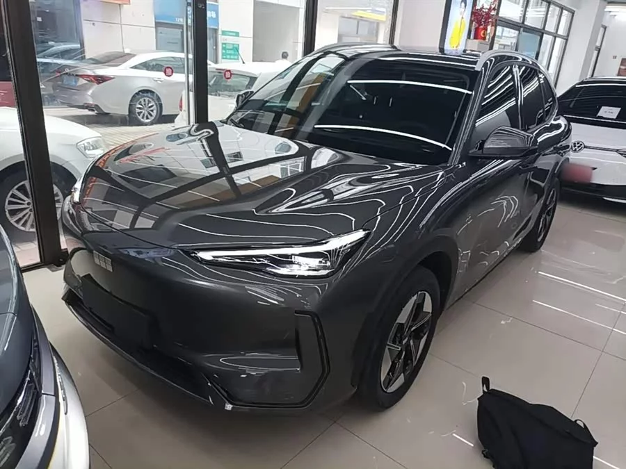 Geely Galaxy E5
