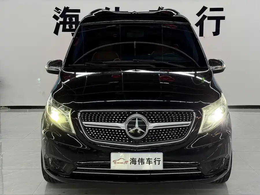 Mercedes Benz Vito