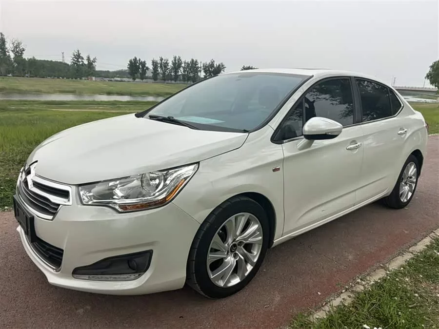 Citroën C4L