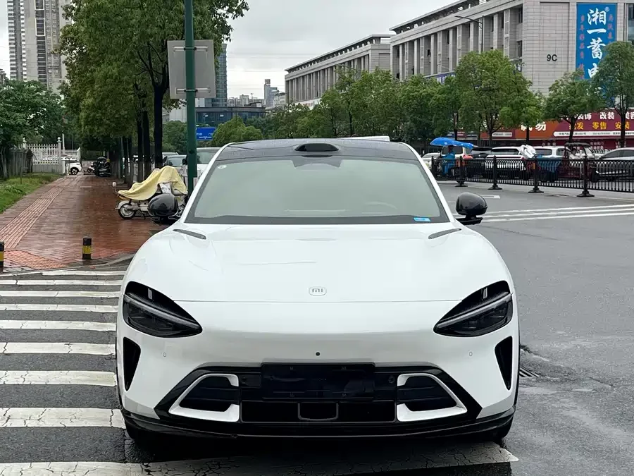 Xiaomi YU7