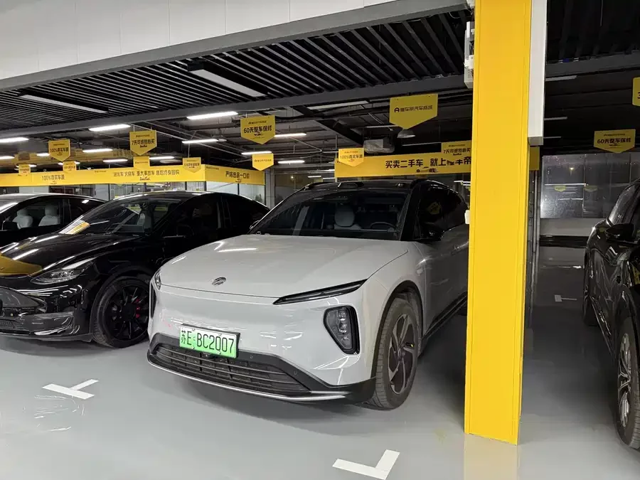 NIO ES6