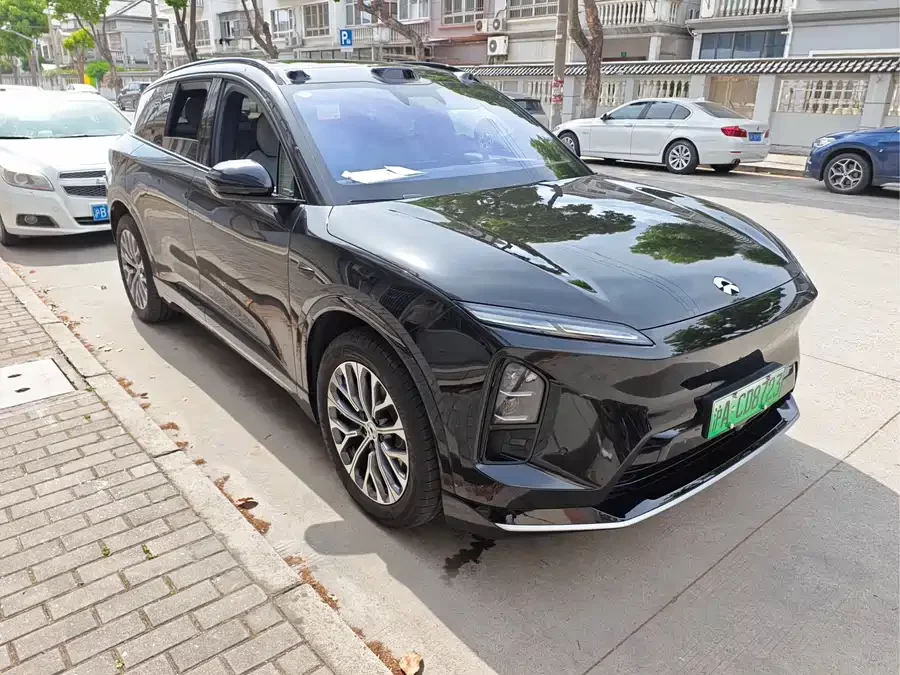 NIO ES6