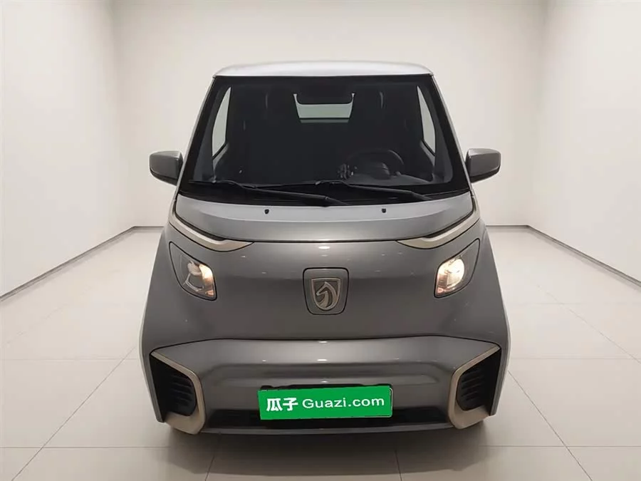 Baojun E200