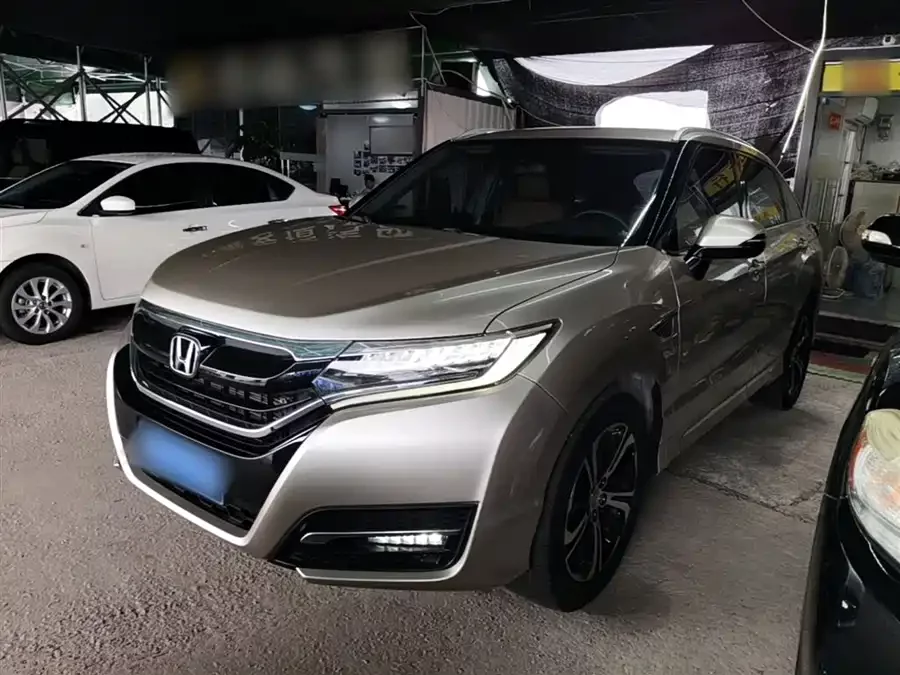 Honda UR-V
