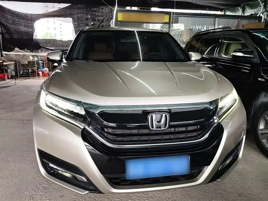 Honda UR-V