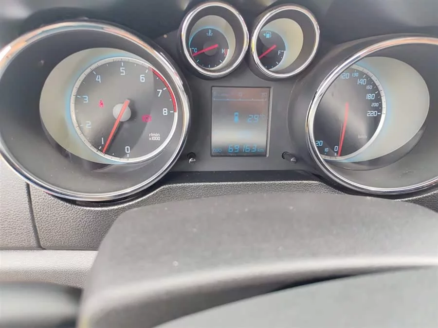 Changan CS35