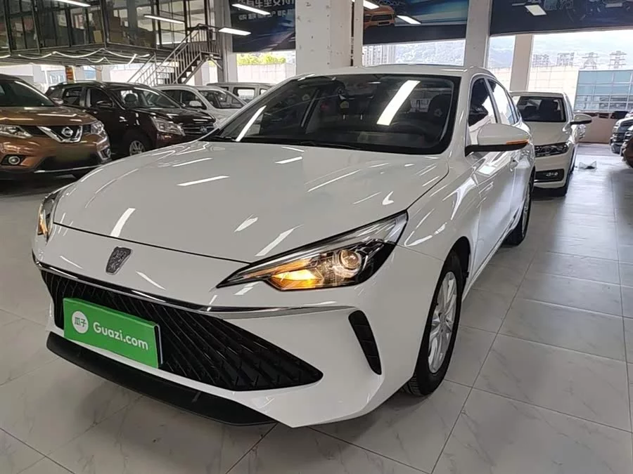 Roewe i5