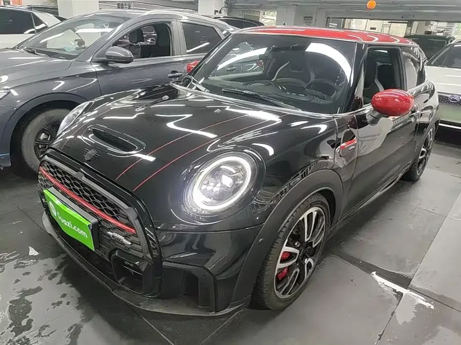 MINI JCW