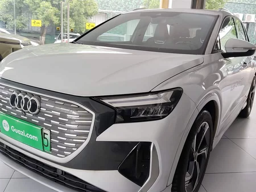 Audi Q4 e-tron