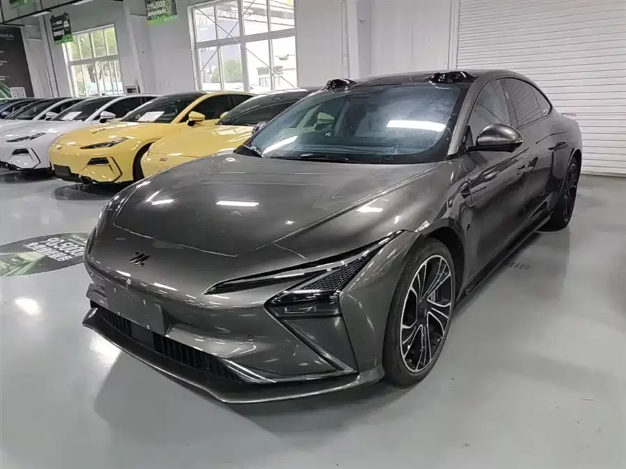 Zhiji L7