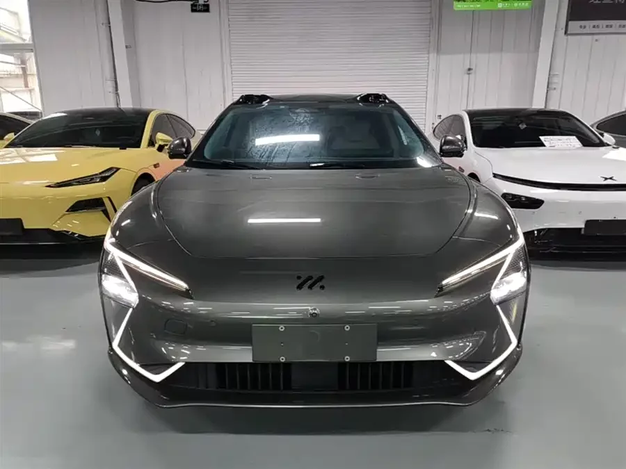 Zhiji L7
