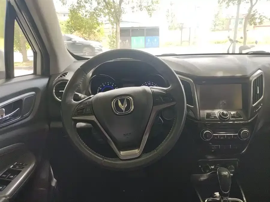 Changan CS15