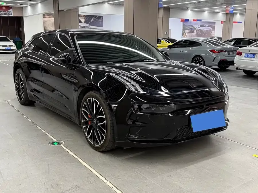 Zeekr 001