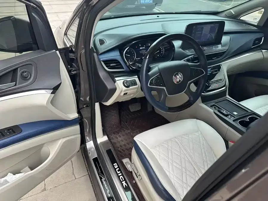 Buick GL8
