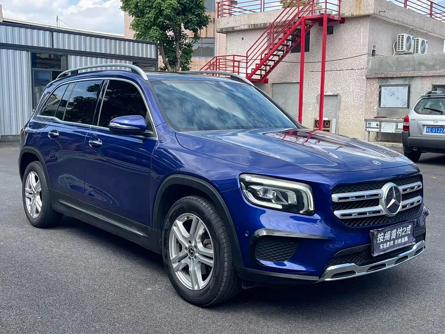 Mercedes Benz GLB