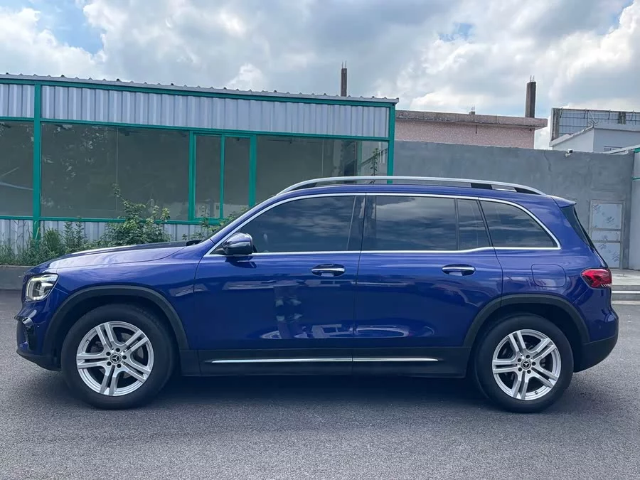 Mercedes Benz GLB