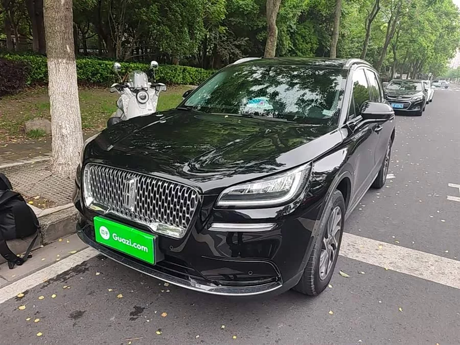 Lincoln Adventurer