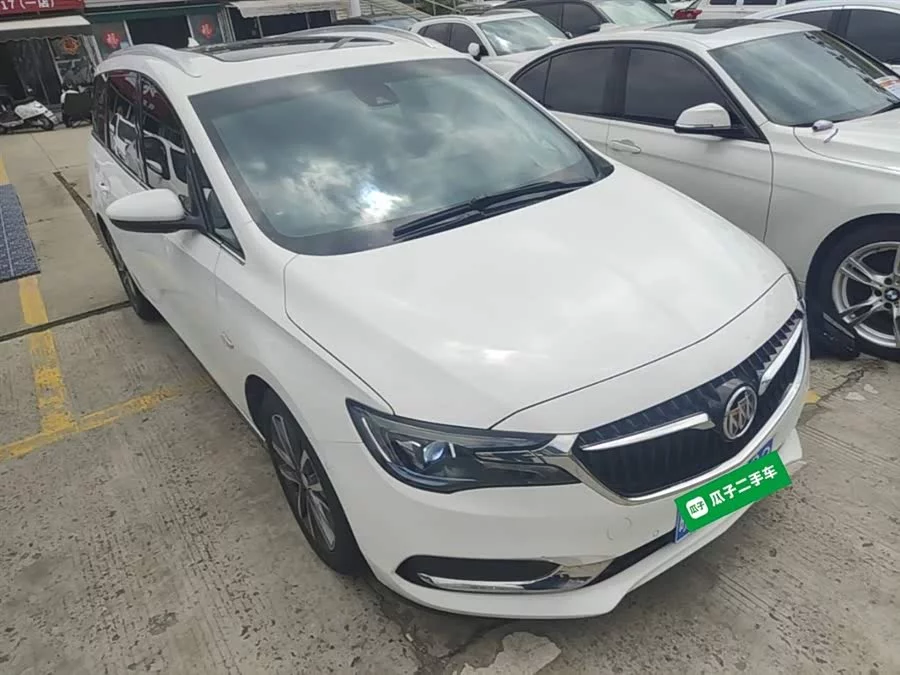 Buick GL6