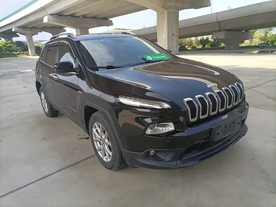 Jeep Cherokee