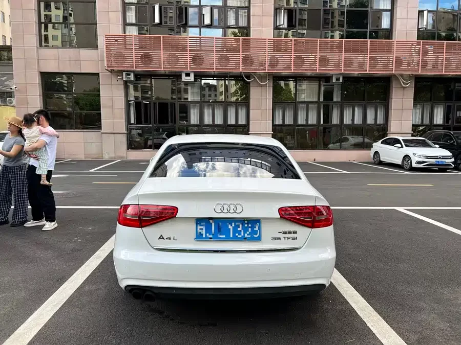 Audi A4L