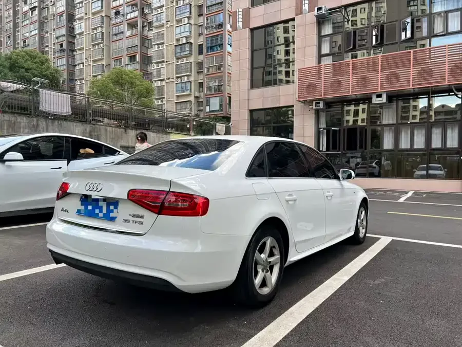 Audi A4L
