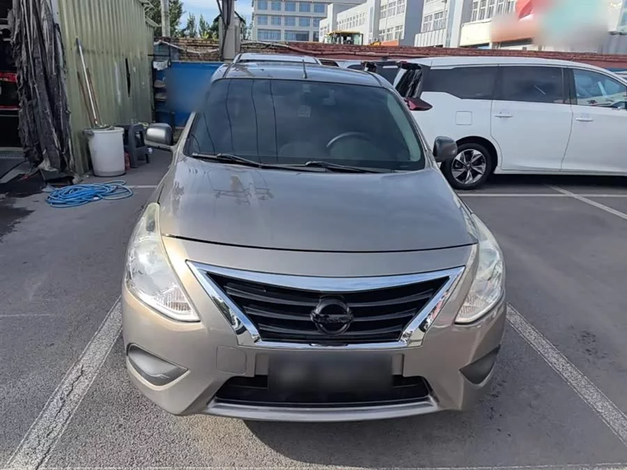 Nissan Sunny