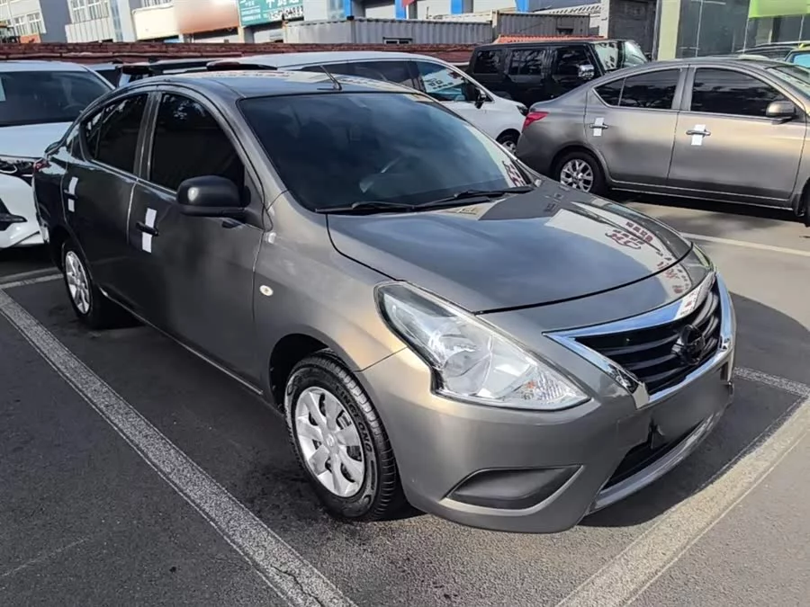 Nissan Sunny