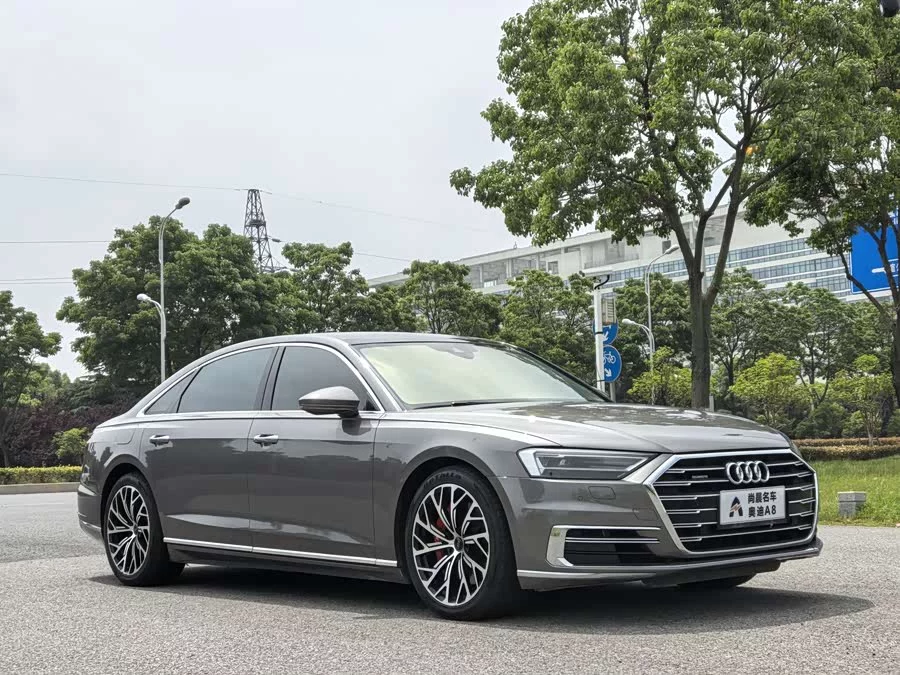 Audi A8