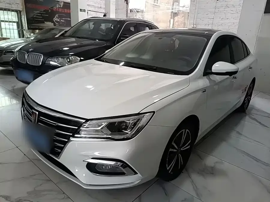 Roewe i5
