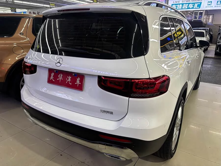 Mercedes Benz GLB
