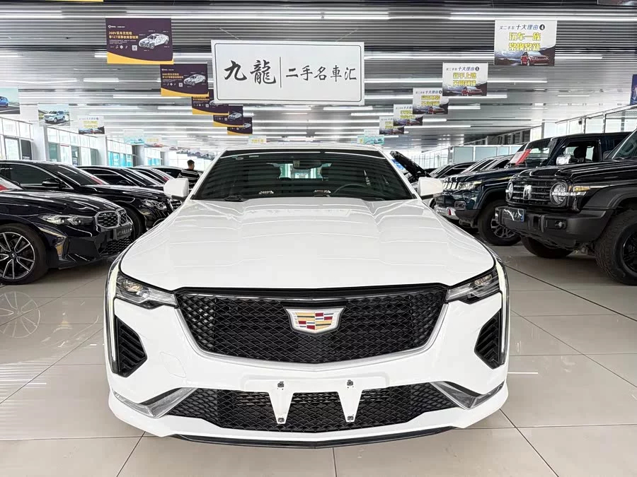 Cadillac CT4