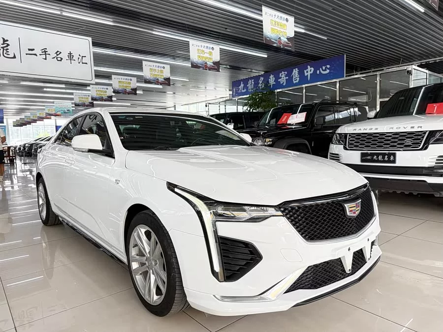Cadillac CT4