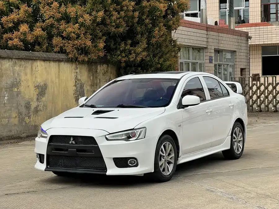 Mitsubishi Wing God