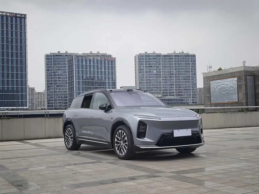 NIO ES6