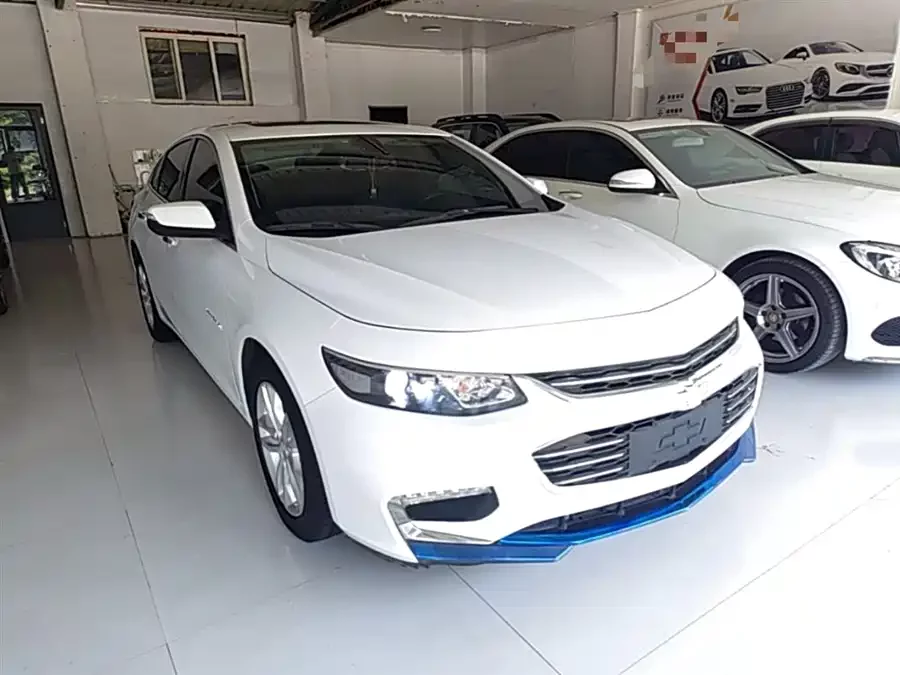 Chevrolet Malibu XL