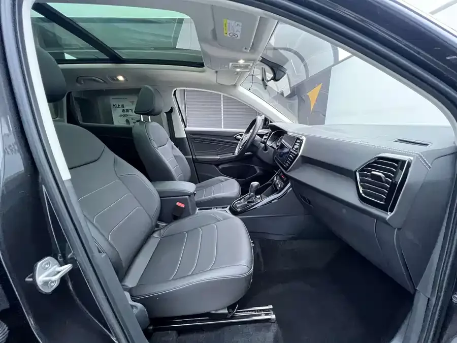 Jetta VS7