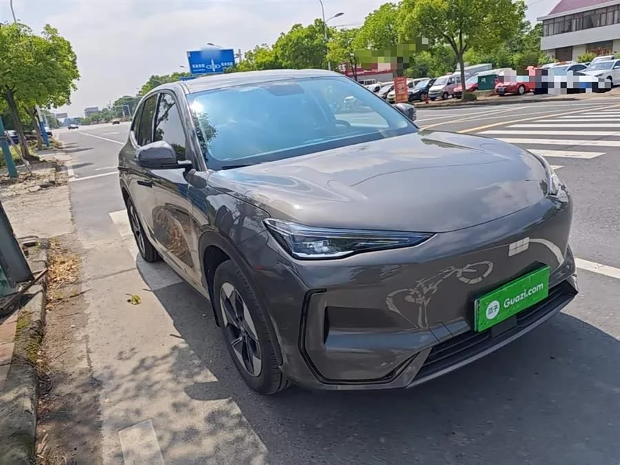 Geely Galaxy E5