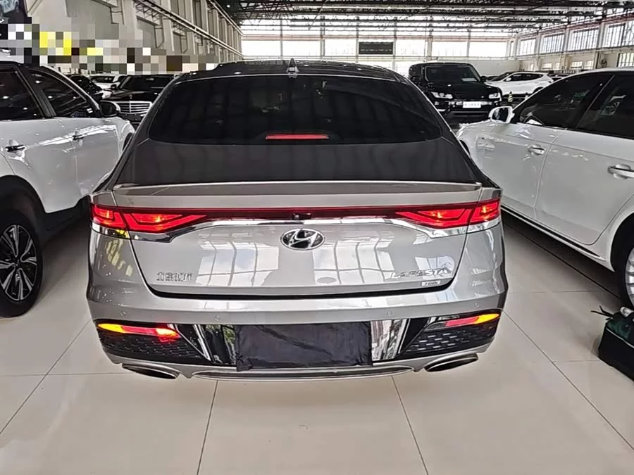 Hyundai Festa