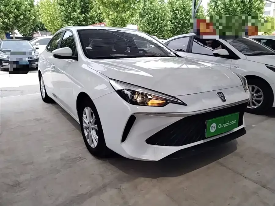 Roewe i5