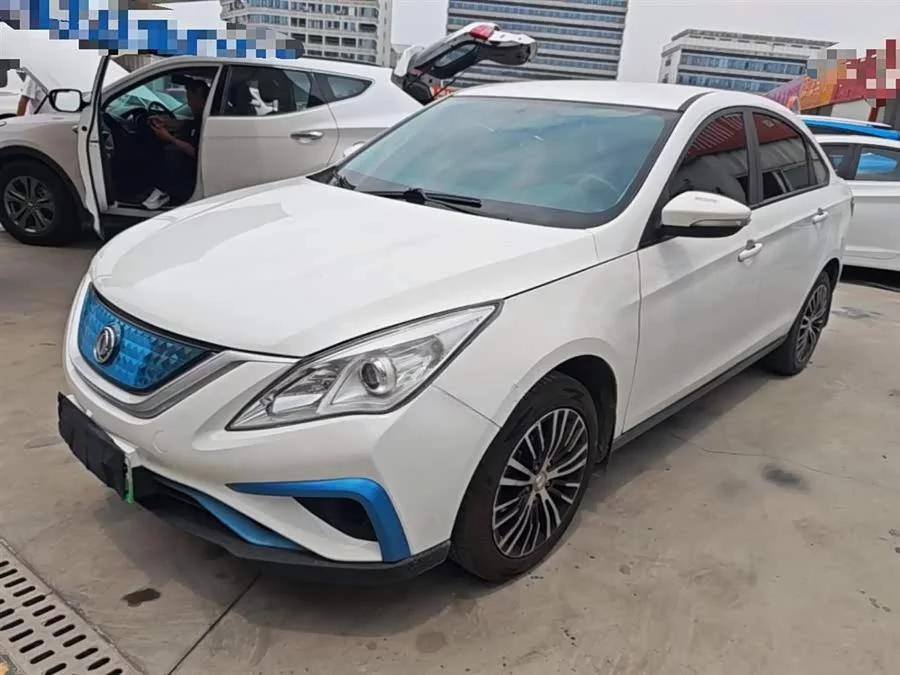 Dongfeng Fengxing S50EV
