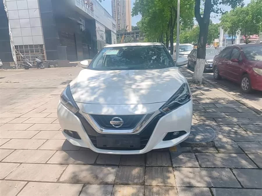 Nissan Bluebird