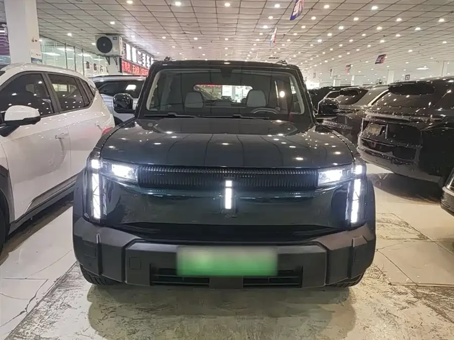 iCAR 03